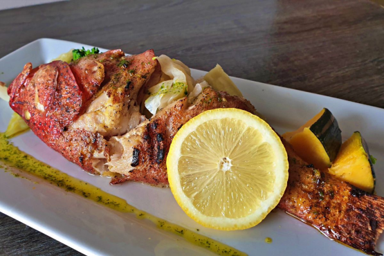 Peixe vermelho grelhado